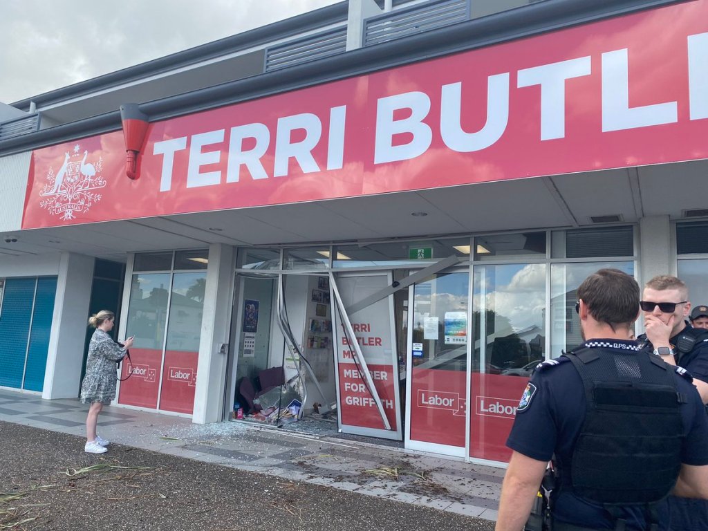 Thumbnail for Car rams into Labor MP’s office then drives off