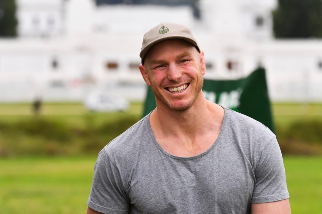 Former Wallaby player and now independent Senator David Pocock says cuts to cross-benchers' staff will make their job much more difficult. (AAP Image/Mick Tsikas) 