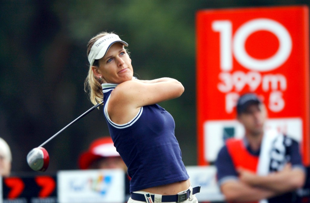 Mianne Bagger tees off in her first professional golf game in the 1st round of the 2004 AAMI Womens Australian Open at Concord Golf Course. (AAP Image/Dean Lewins) 
