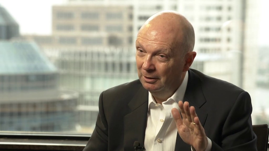 Woolworths chair Gordon Cairns has resigned
