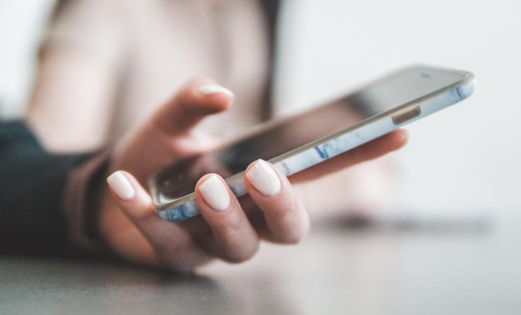 Thumbnail for ‘Hi Mum’ texting scam hits Aussie parents