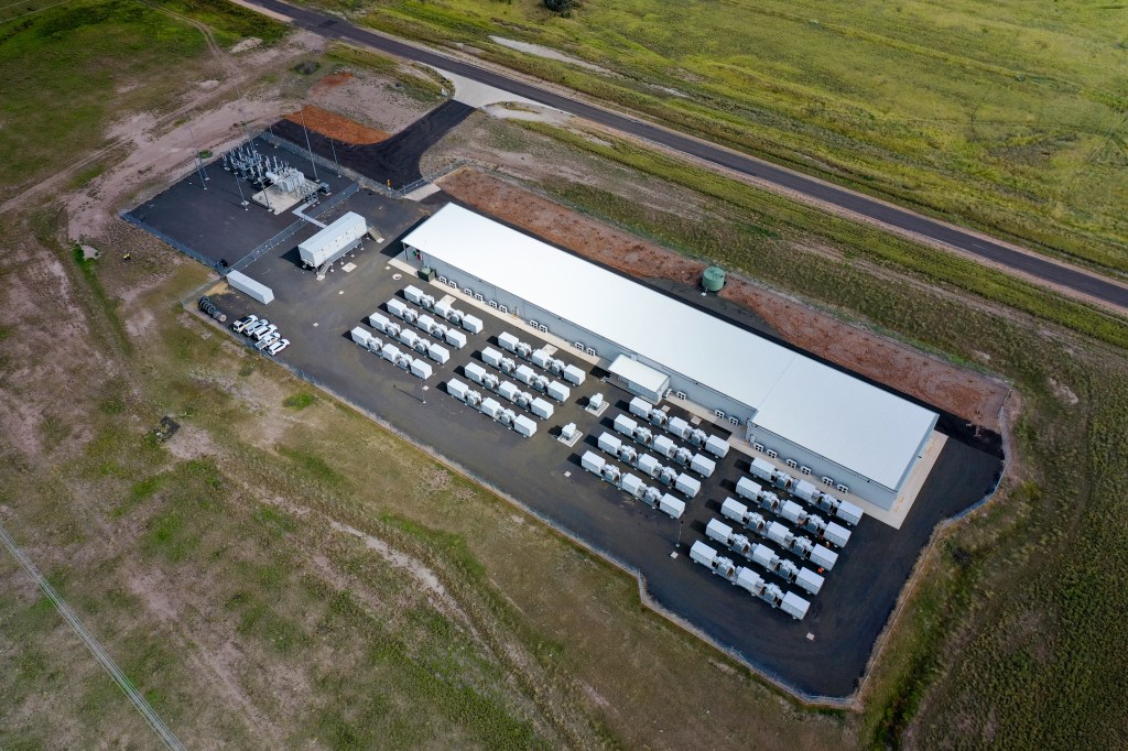 Thumbnail for Plugged in: Battery big enough for 57,000 homes switched on near Kingaroy