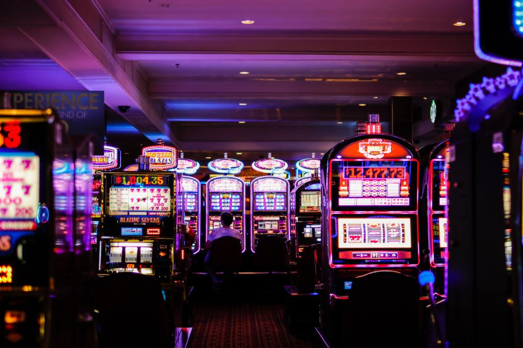 Thumbnail for When it comes to pokies, Queenslanders are now bigger mugs than Victorians