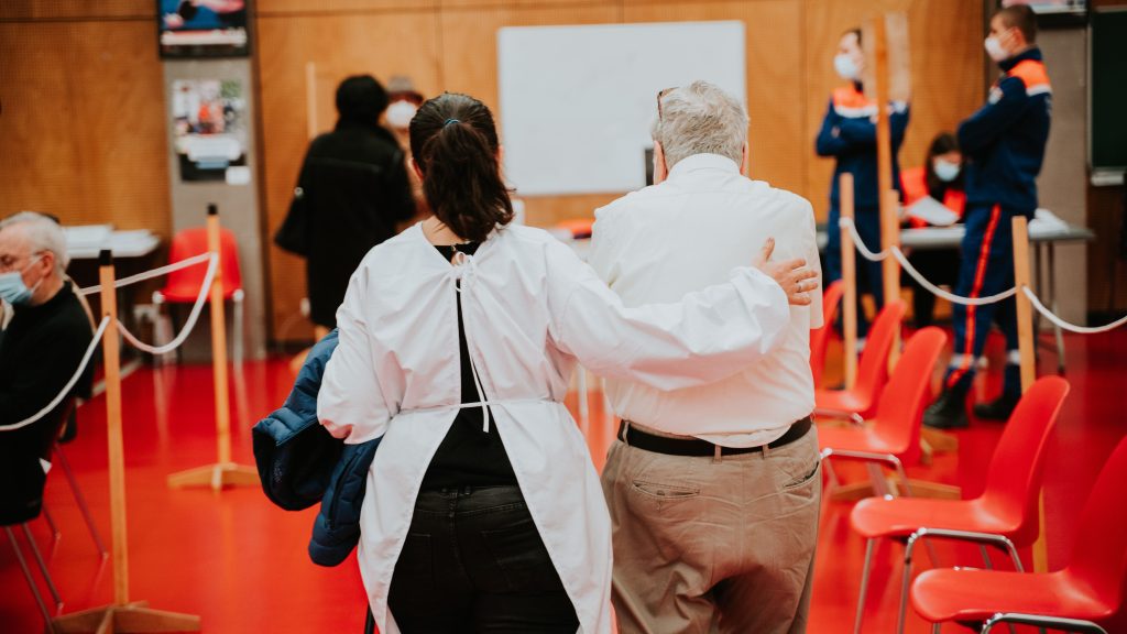 People aged between 60 and 69 with only one risk factor for severe illness will now be able to get the subsidised Paxlovid treatment from Saturday (Image: Matt Napo/Unsplash)
