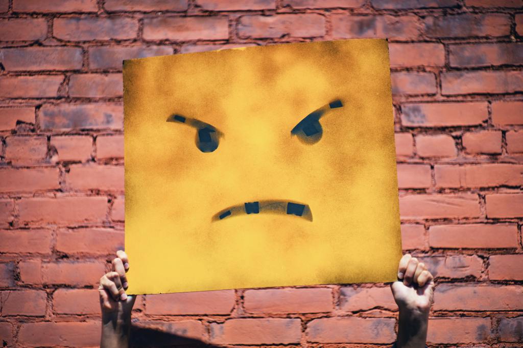 Thumbnail for Computer says no: Chatbots on the rise but failing customers