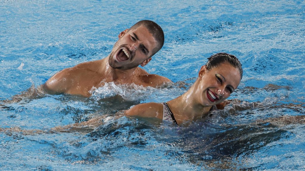  Giorgio Minisini and Lucrezia Ruggiero of Italy perform during the Mix Duet Free final of artistic swimming at the European Aquatics Championships.  EPA/GIUSEPPE LAMI