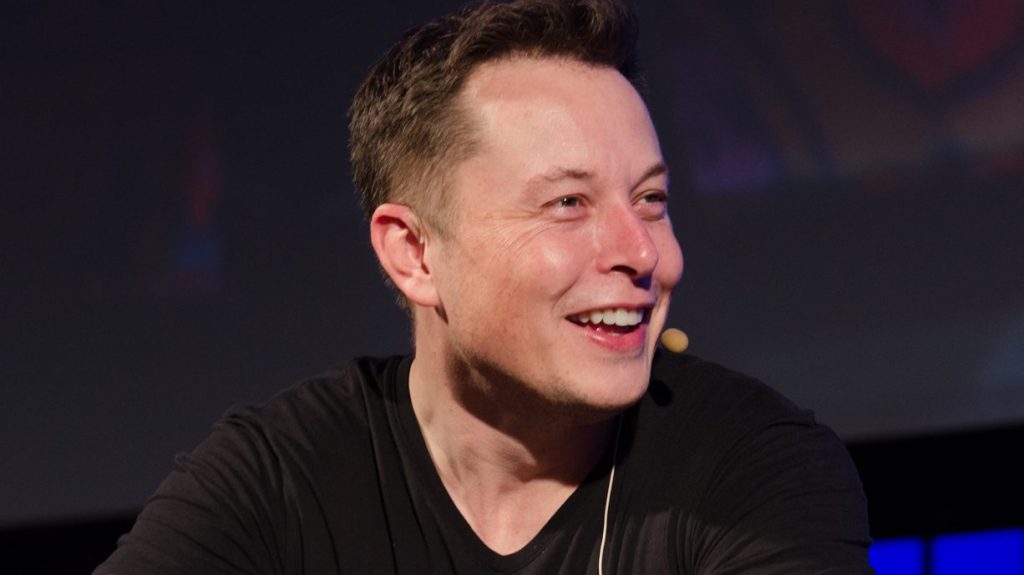Thumbnail for Musk to fly the Twitter coop – just as soon as he can find a better Twit than him