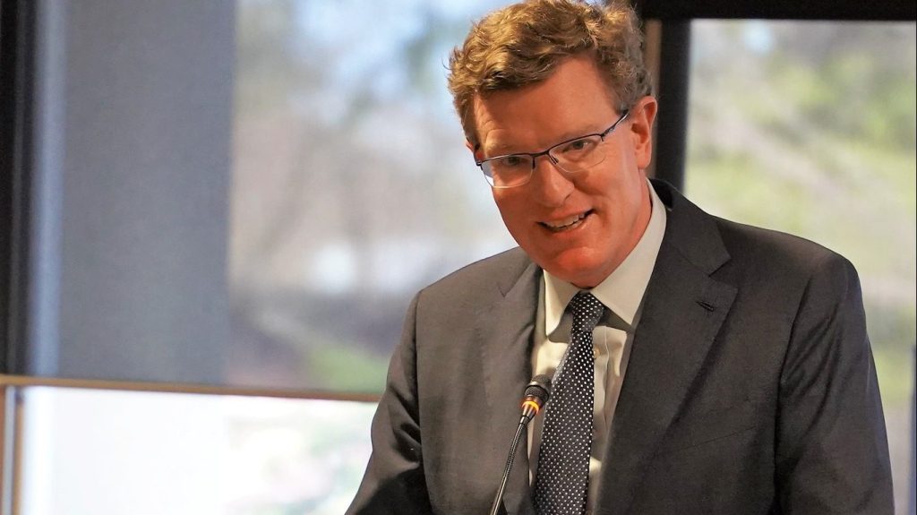 Thumbnail for Nationals lose one of their own to cross bench over Indigenous voice