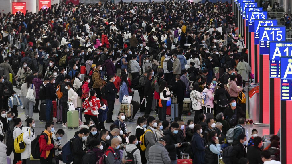 Thumbnail for Stampede as China throws borders open for first time in three years