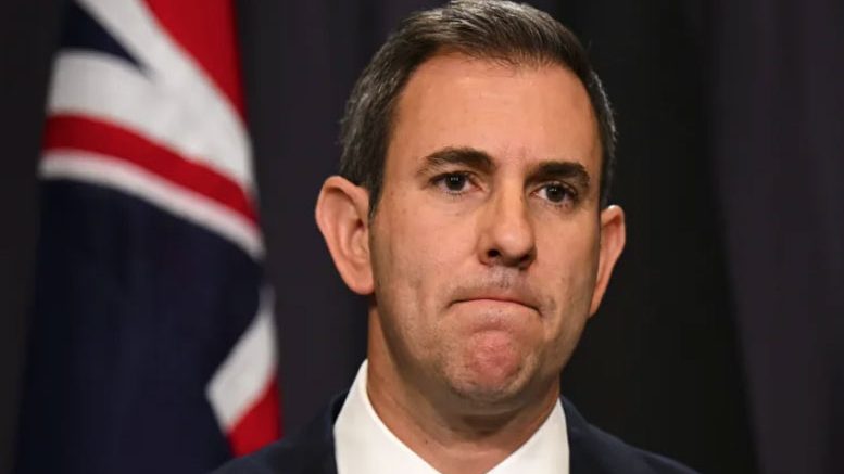 Consumer sentiment has taken a small bounce on the promise by Treasurer Jim Chalmers of a budget surplus. (Image: AAP).