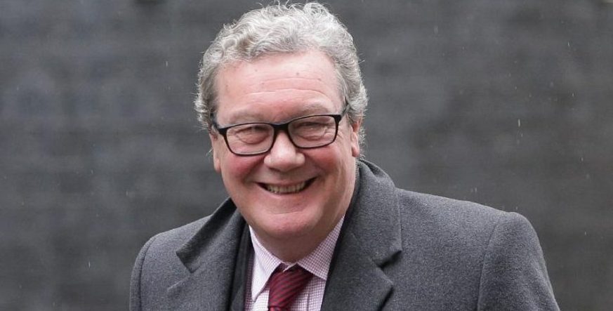 Former Foreign Minister Alexander Downer chairs Gold Hydrogen