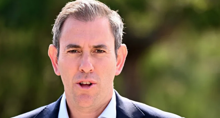 Thumbnail for Aussies about to get first ‘real pay rise’ in three years, but don’t spend it all at once