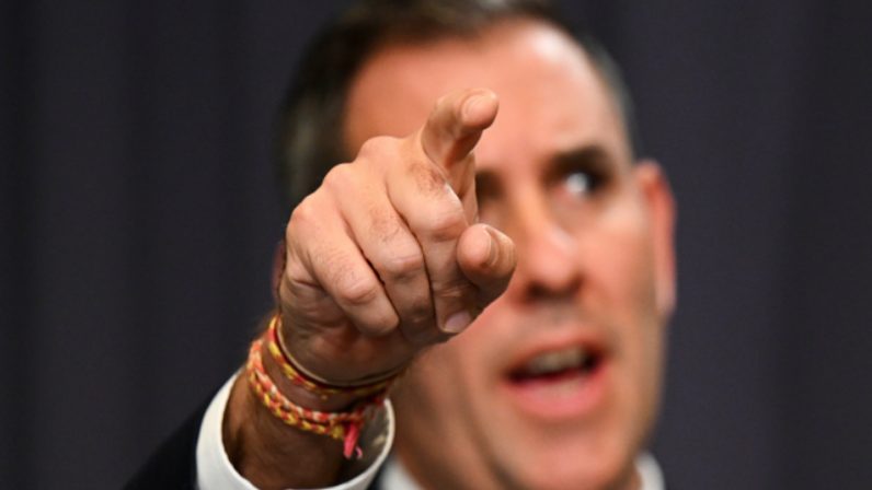 Thumbnail for Seven Up: Unions say minimum pay rise for low-paid should top 7 per cent