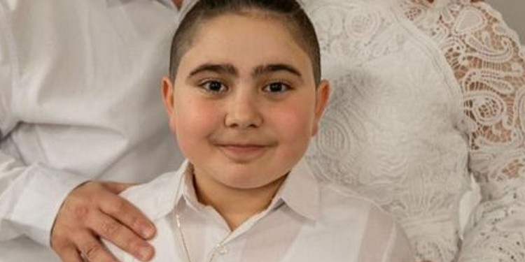 Thumbnail for Boy survivor of Sea World chopper crash has leg amputated
