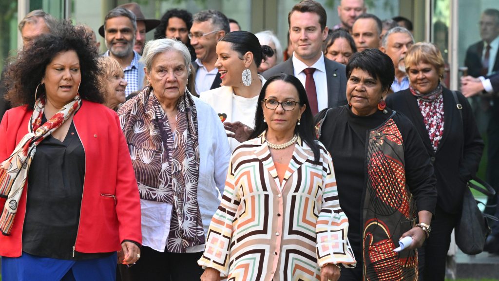 Labor senator Malarndirri McCarthy, Lowitja Foundation Chair Pat Anderson and Minister for Indigenous Australians Linda Burney lead the Voice working group to a press conference. (AAP Image/Mick Tsikas) 
