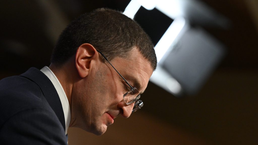 Liberal backbencher Julian Leeser sought to make changes to the referendum, by removing the references to the voice being able to advise executive government. (AAP Image/Mick Tsikas) 