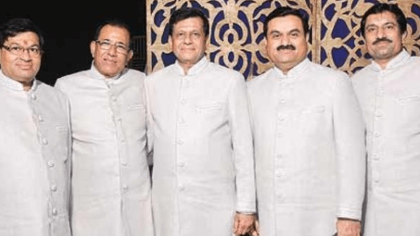 Vinod Adani (second from left) and Adani chair Gautum (second from right) -pic Bollywoodshaadis.com