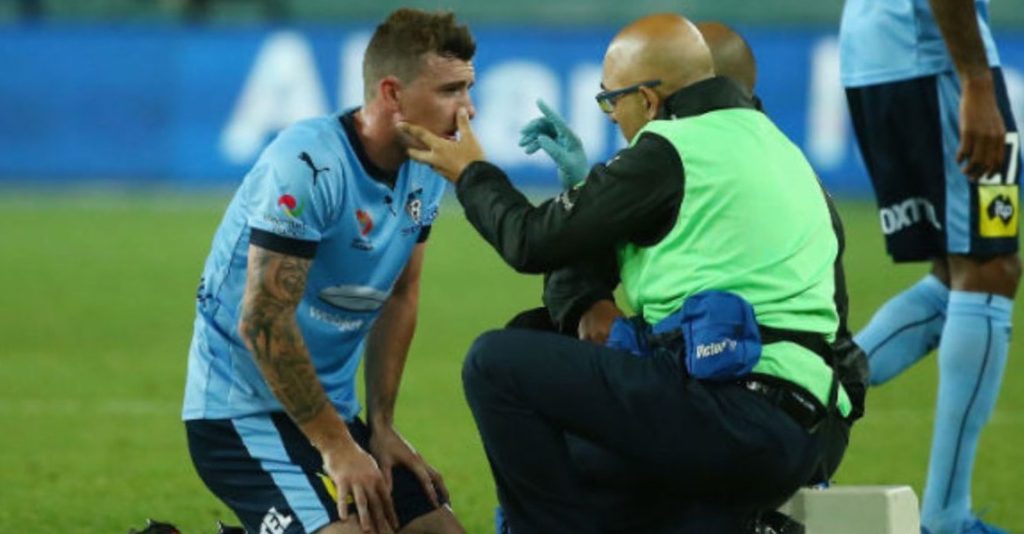 Sports administrators are increasingly careful when treating players with head knocks. (Image: Sydney Sports Medicine)