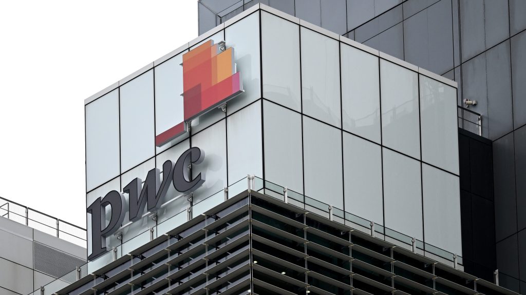 A police investigation has been launched into one of the big four consultancies PwC as the federal government seeks to review a range of contracts. (AAP Image/Dan Himbrechts)