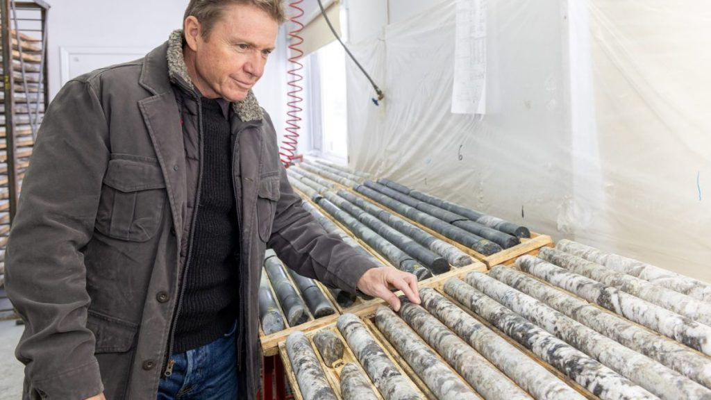 Sayona's Brett Lynch with drill cores (Photo: Sayona)