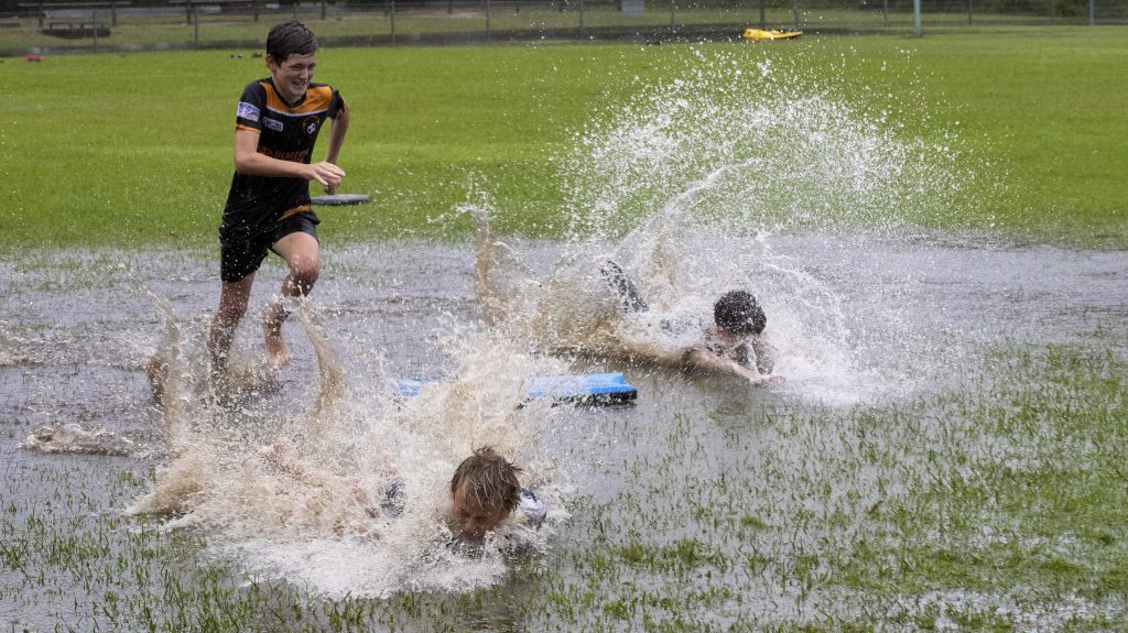 Experts say outside recreation is better for children than being in home (AP Photo/Mark Baker)