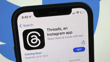 Thumbnail for Twitter Killer: Zuckerberg plays trump card in battle of nerds with ‘Threads’