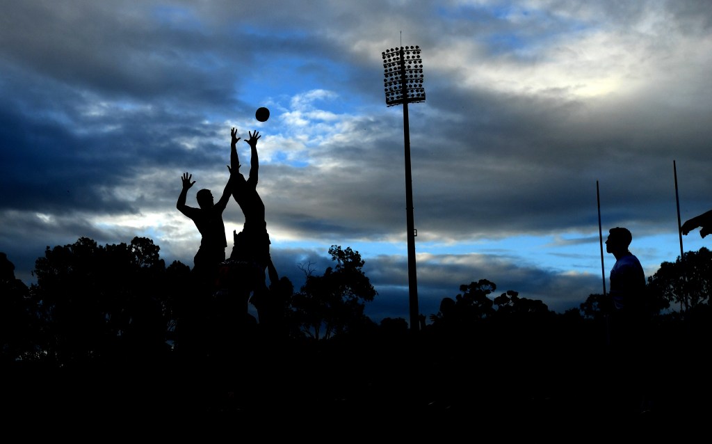 Players are seen during the line-out during a Super Rugby trial match between the Queensland Reds and the Western Force at Ballymore Stadium in Brisbane, Saturday, February 5, 2022.  (AAP Image/Darren England) NO ARCHIVING, EDITORIAL USE ONLY