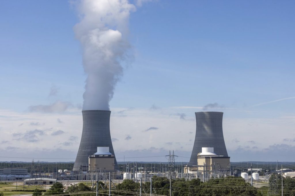 Thumbnail for Government warns of ‘big danger’ in Dutton’s push for nukes over renewables