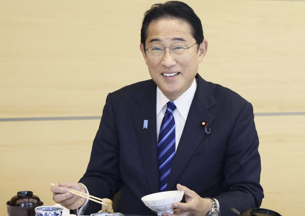 Thumbnail for Japan’s PM eats lunch of Fukushima sashimi – doesn’t start glowing in the dark
