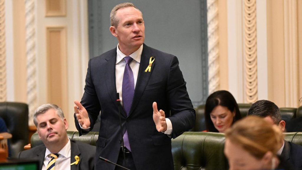 Queensland Minister for Energy, Mick de Brenni (AAP Image/Darren England) 