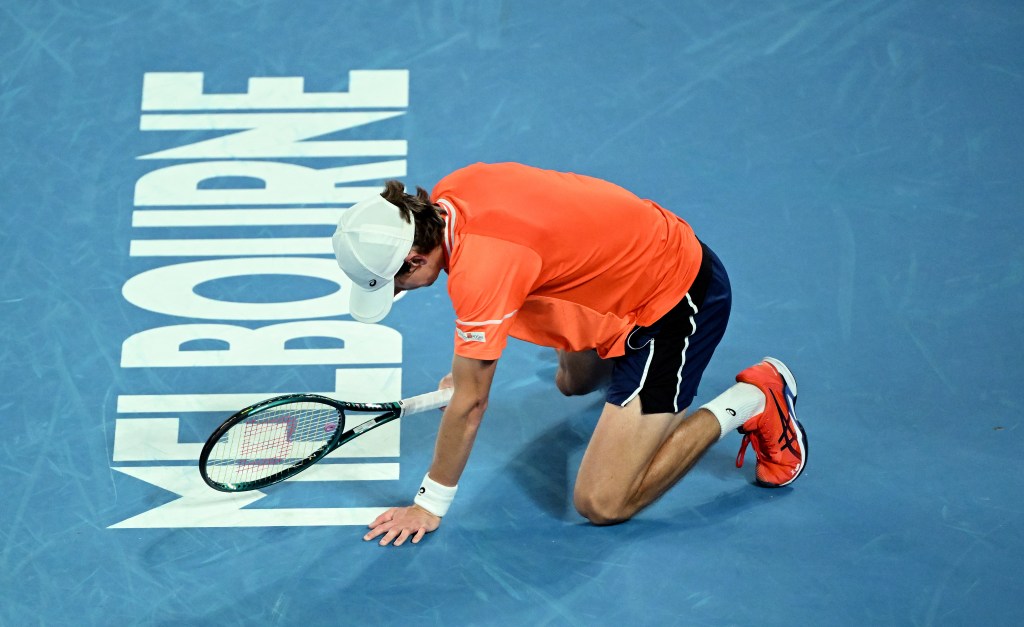 Thumbnail for Alex de Minaur swears he’s a whole new player despite his another crushing Open defeat