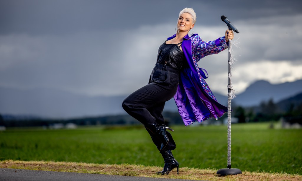 Thumbnail for Question Time – Laura Frank, singer/songwriter