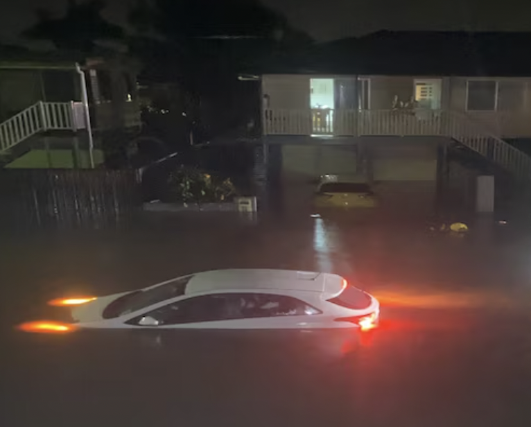 Thumbnail for Sunshine State tag under threat as Queensland faces drenching from top to bottom