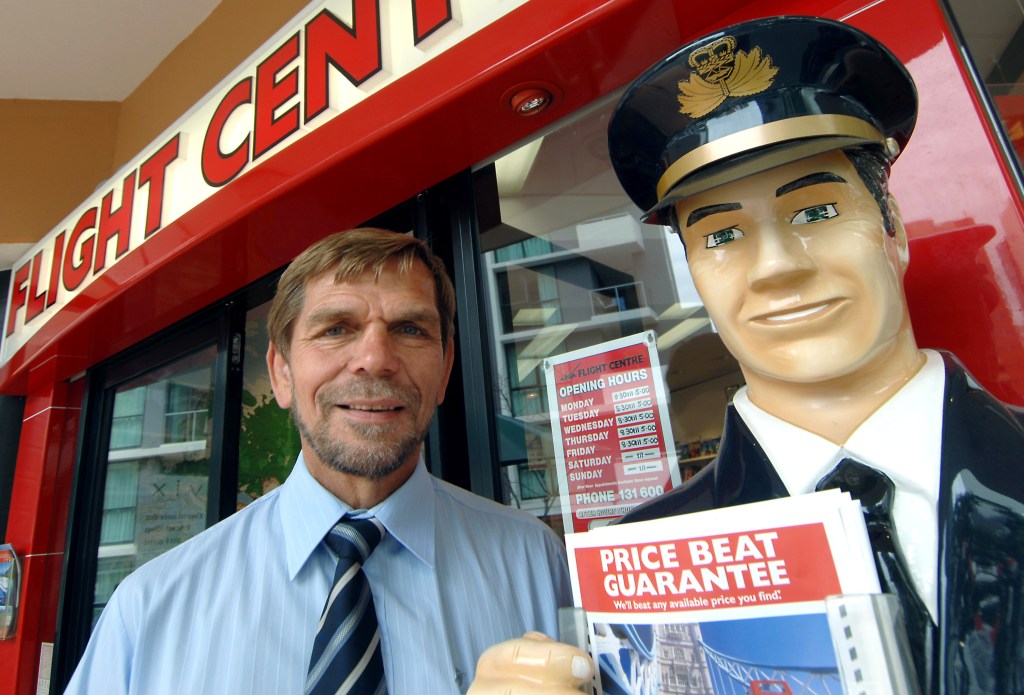Flight Centre managing director Graham Turner outside a travel agency in Brisbane. . (AAP Image/Dave Hunt) 