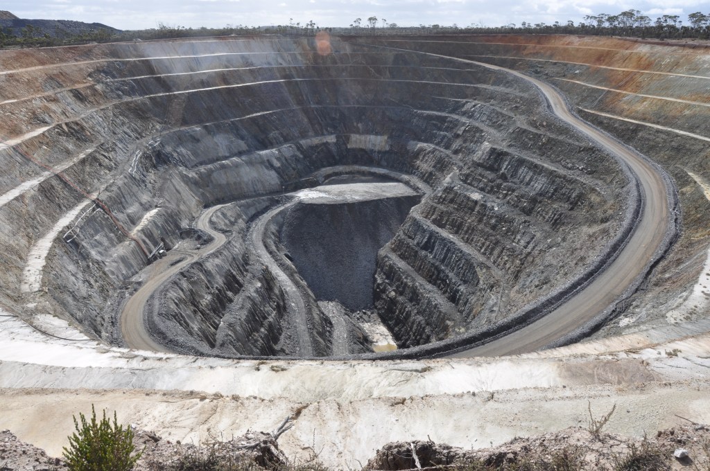 Disused mines can be used for a number of environmentally-friendly purposes, including as he basis for pumped hydro energy. (AAP Image/Kim Christian) 