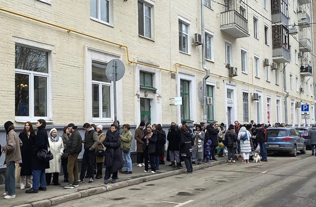 Thumbnail for Surprise, surprise: Putin to tighten his grip on power, despite poll protests