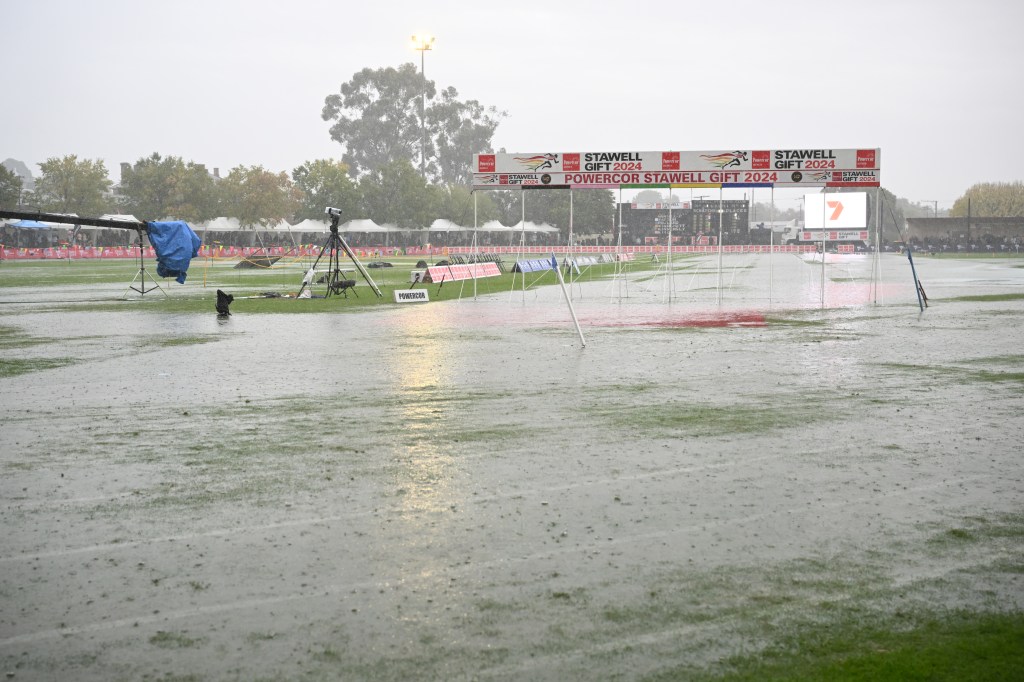 Thumbnail for The day Australia’s greatest foot race became a swimming event
