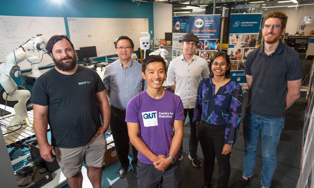 Dr Dorian Tsai, and his team have a Coral Growout Robotic Assessment System, CGRAS, to count fertilised coral eggs in a tank. l/r- Mr Riki Lamont, Dr Andrew Lui, Dr Dorian Tsai, Mr Timothy Morris, Ms Garima Samvedi and Mr Joshua Esplin.
(Image supplied by QUT)