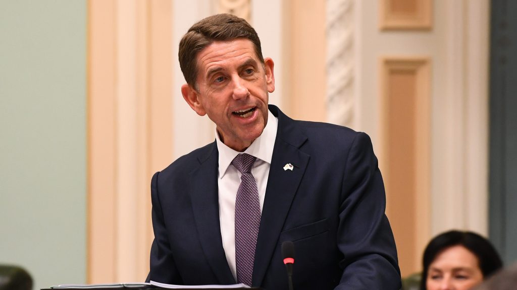 Thumbnail for Public service targeted in $3 billion savings plan