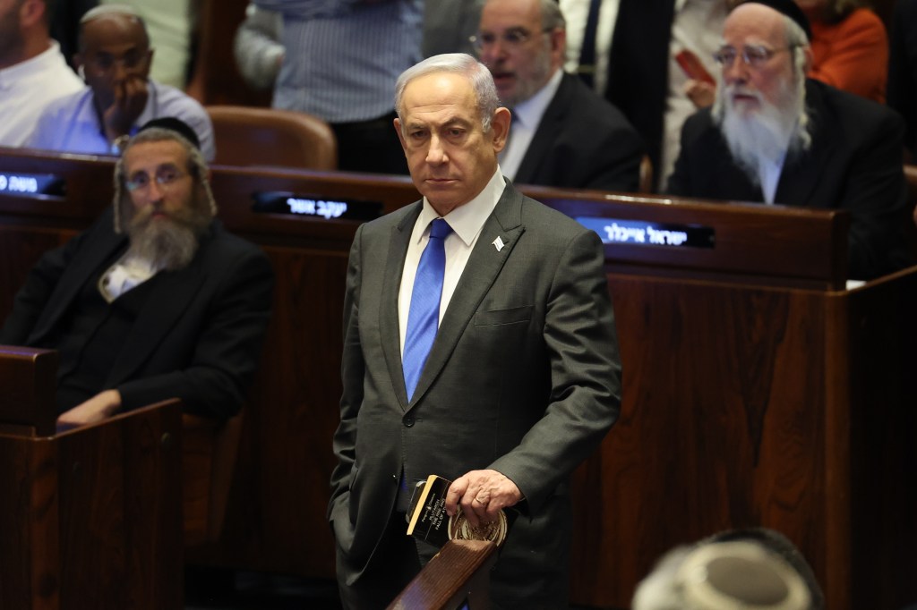 Thumbnail for Biden, Netanyahu gather for “direct and productive” telephone talks, but nothing to report