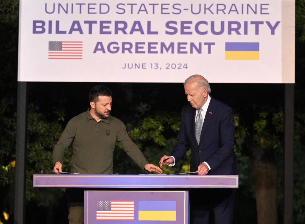 Thumbnail for US, Ukraine sign historic defence pact