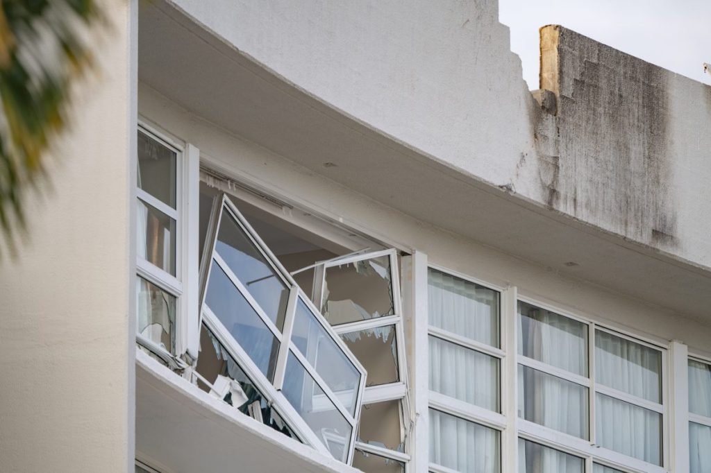 Thumbnail for Sounded like a bomb: Pilot killed, hundreds evacuated when chopper crashes into Cairns hotel