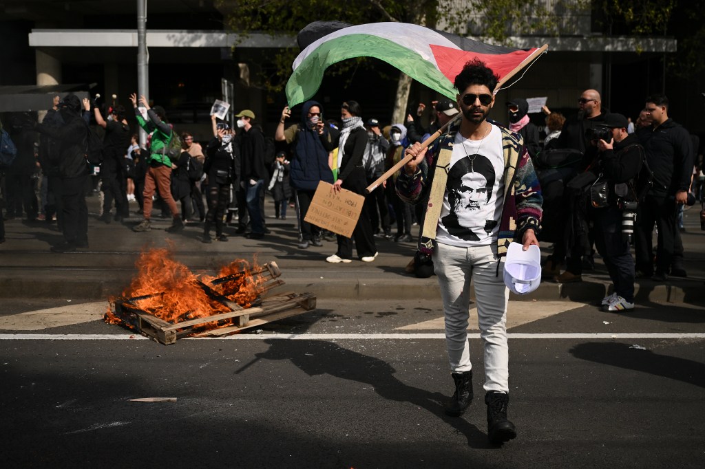 Thumbnail for ‘We’ll be back’: Hundreds of war protesters vow third day in Melbourne’s trenches