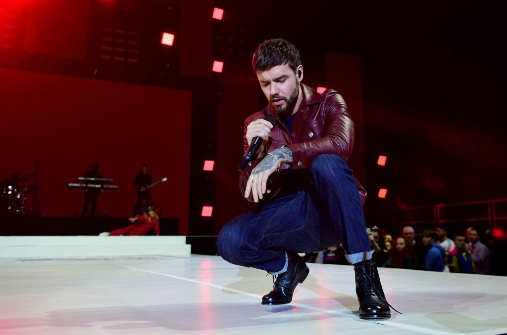 Thumbnail for Narcotics found on scene of One Direction star’s fatal hotel plunge