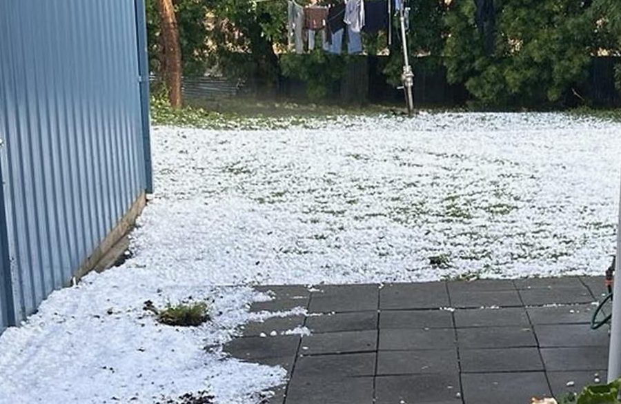 Thumbnail for Ferocious fears: Wild weather sticking around with 125km/h gusts and destructive hail